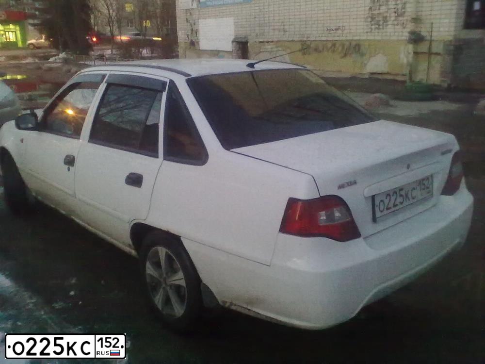 Фото автомобиля DAEWOO NEXIA, 2012 — госномер Р767РУ152. Цвет: БЕЛЫЙ