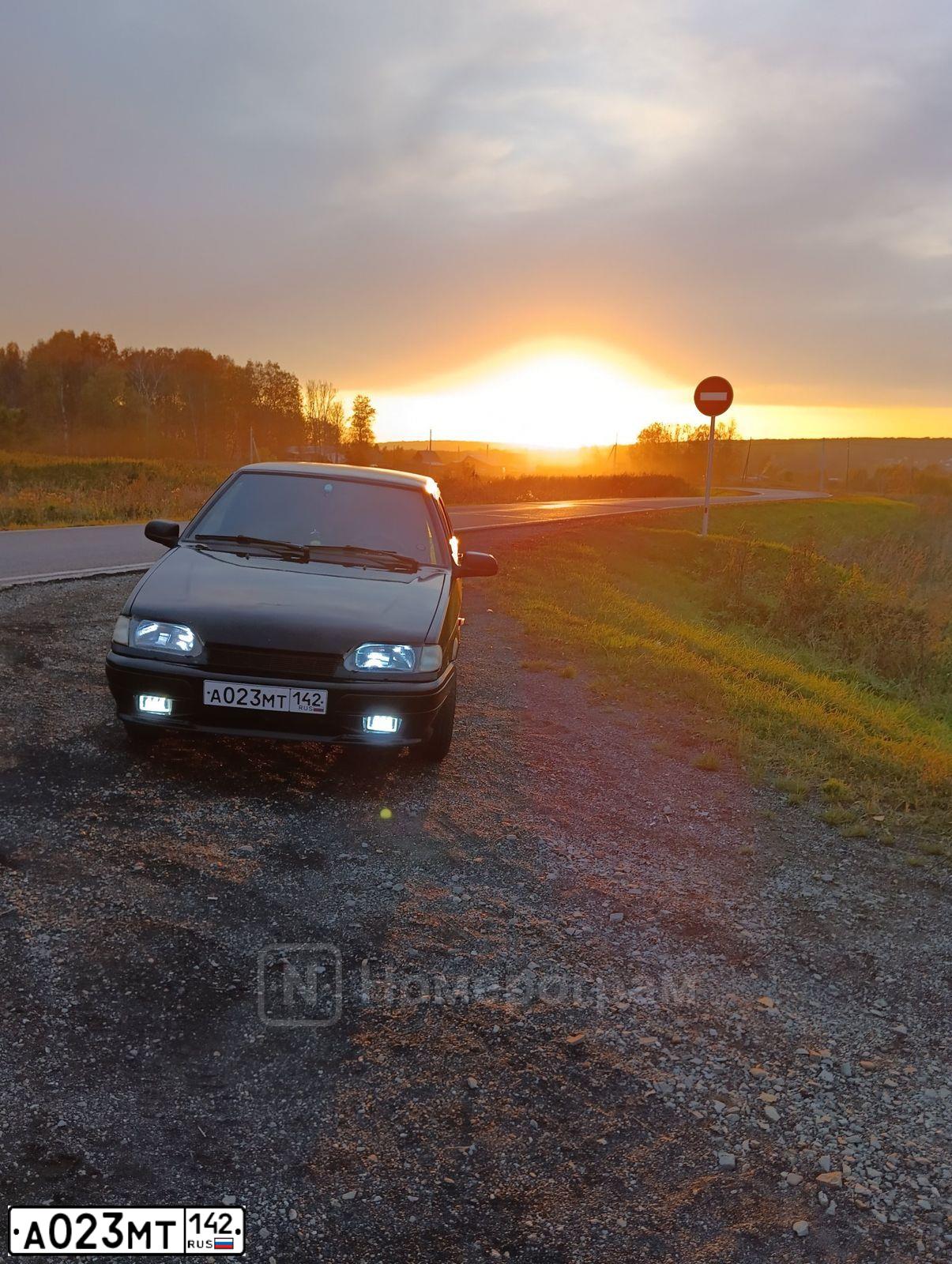 Фото автомобиля VAZ 2115 SAMARA, 2009 — госномер М403СС163. Цвет: Сине-Черный
