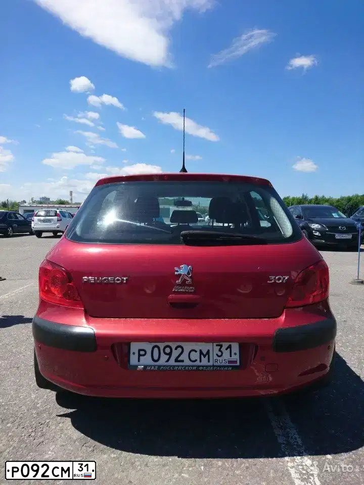 Фото автомобиля PEUGEOT 307, 2006 — госномер Р306РК177. Цвет: Красный