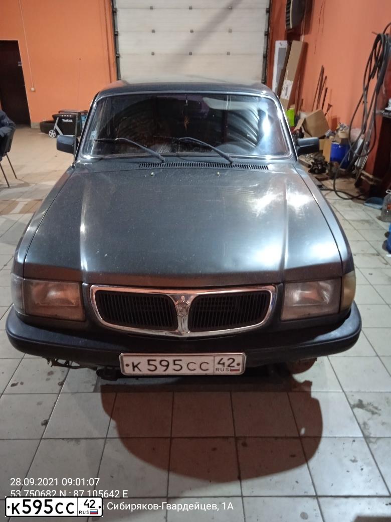 Фото автомобиля GAZ 3110 WOLGA, 2002 — госномер Р598МХ42. Цвет: СКАТ