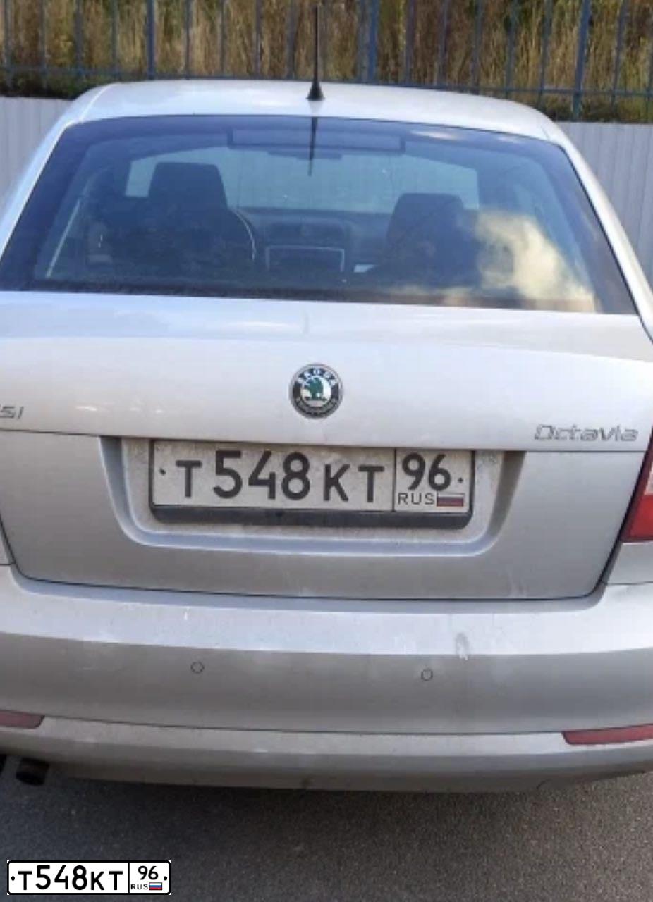 Фото автомобиля SKODA OCTAVIA, 2011 — госномер Т548КТ96. Цвет: Серый