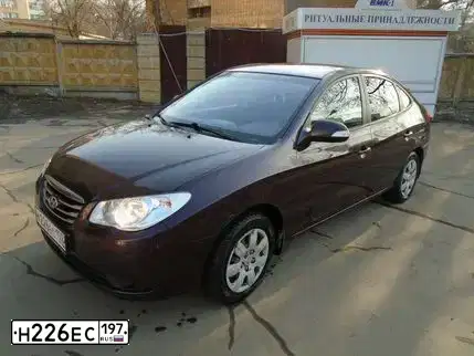 Фото автомобиля SKODA OCTAVIA, 2014 — госномер Н226ЕС197. Цвет: СЕРЕБРИСТЫЙ