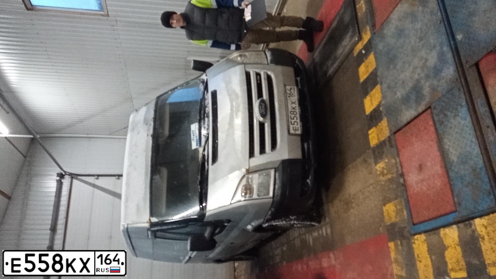 Фото автомобиля FORD TRANSIT, 2006 — госномер О067ВР550. Цвет: СЕРЫЙ