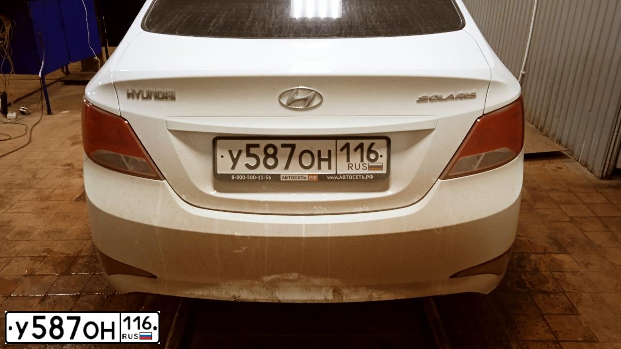 Фото автомобиля HYUNDAI SOLARIS, 2014 — госномер У587ОН116. Цвет: Белый