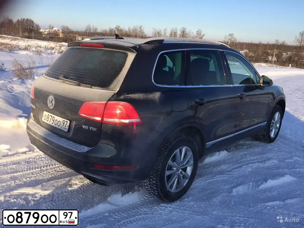 Фото автомобиля BMW X1, 2012 — госномер Е663КР777. Цвет: Белый