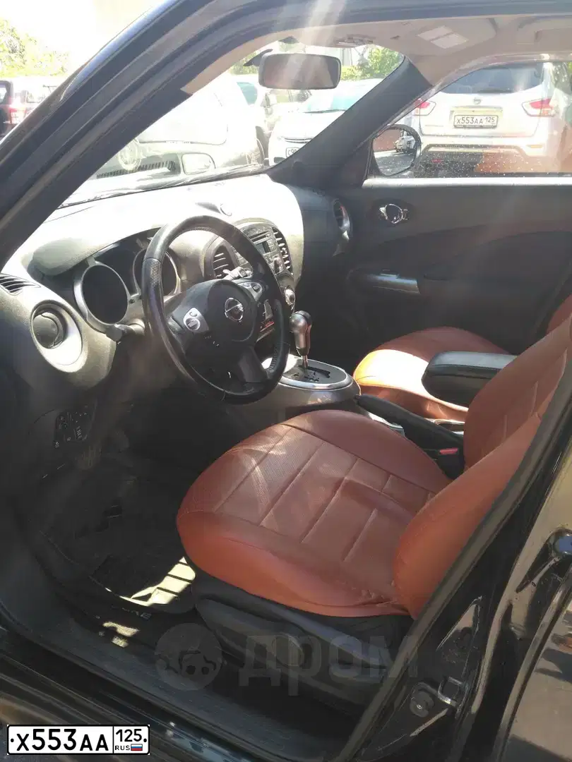 Фото автомобиля NISSAN PATHFINDER, 2014 — госномер Х553АА125. Цвет: серебристый