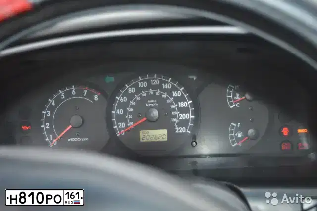 Фото автомобиля KIA SPECTRA, 2006 — госномер Н810РО161. Цвет: АЛМАЗНОЕ СЕРЕБРО