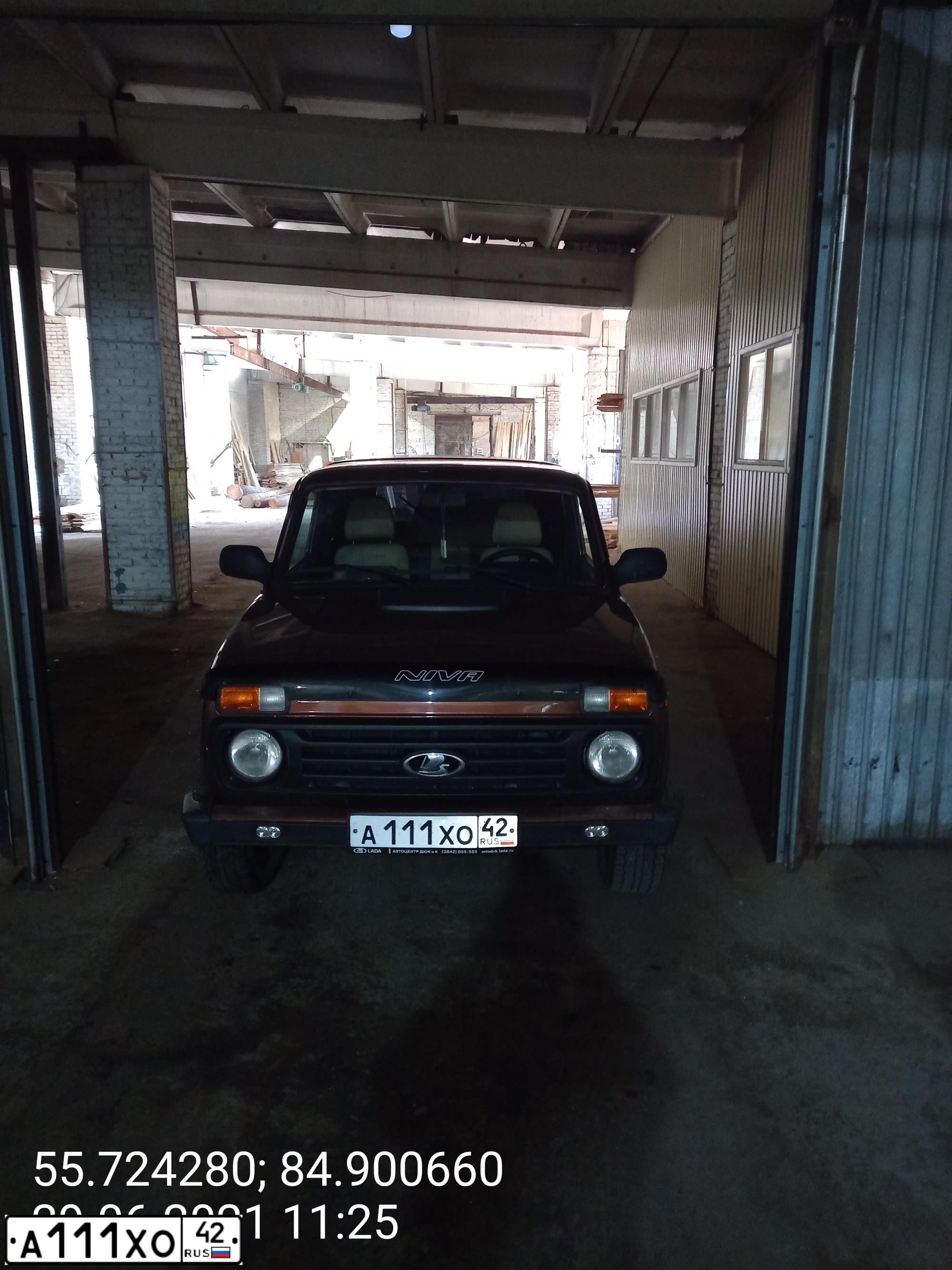 Фото автомобиля TOYOTA CORONA, 2001 — госномер А111ХО42