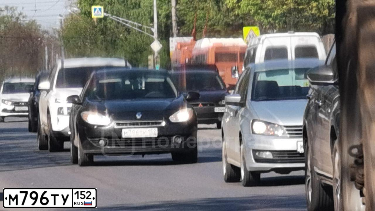 Фото автомобиля MITSUBISHI LANCER, 2008 — госномер М796ТУ152. Цвет: синий