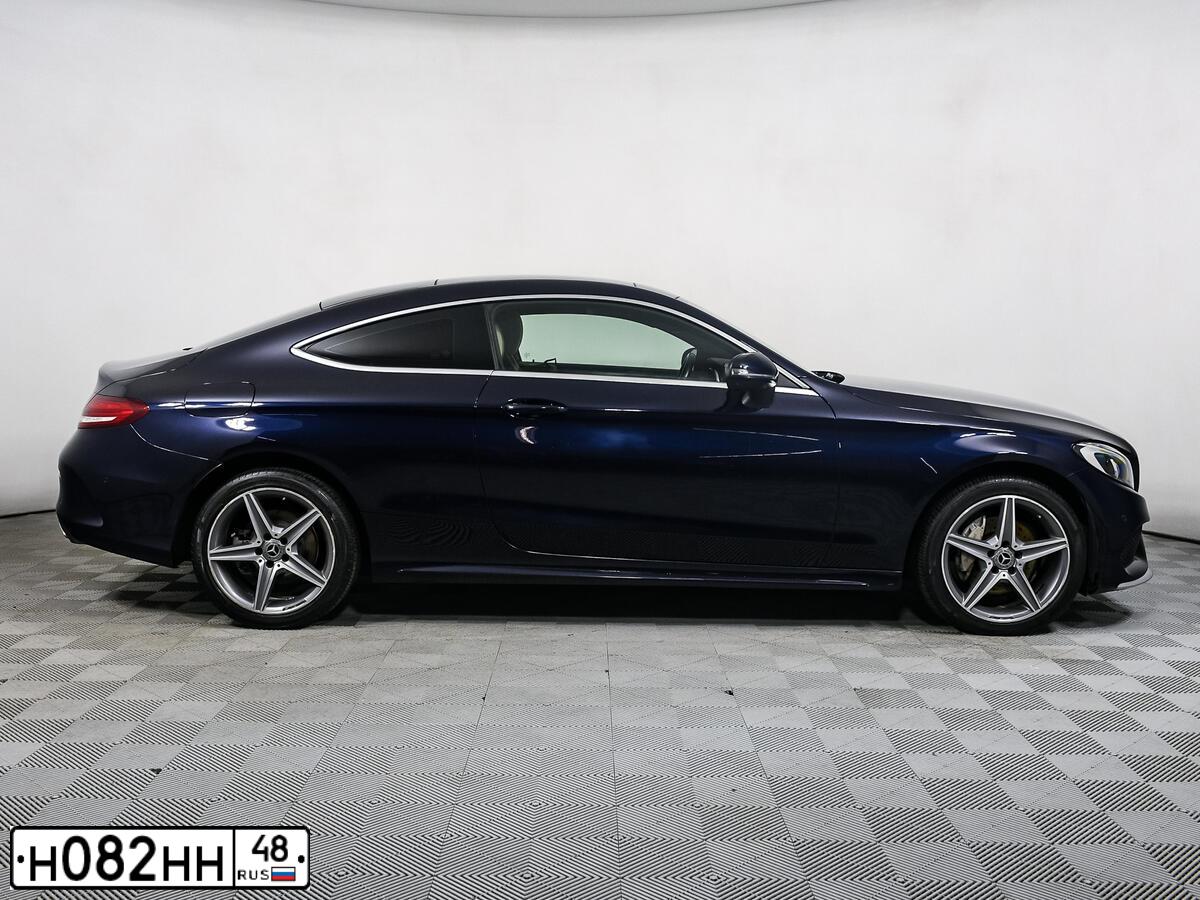 Фото автомобиля MERCEDES-BENZ C200, 2018 — госномер Р744ТХ46. Цвет: синий