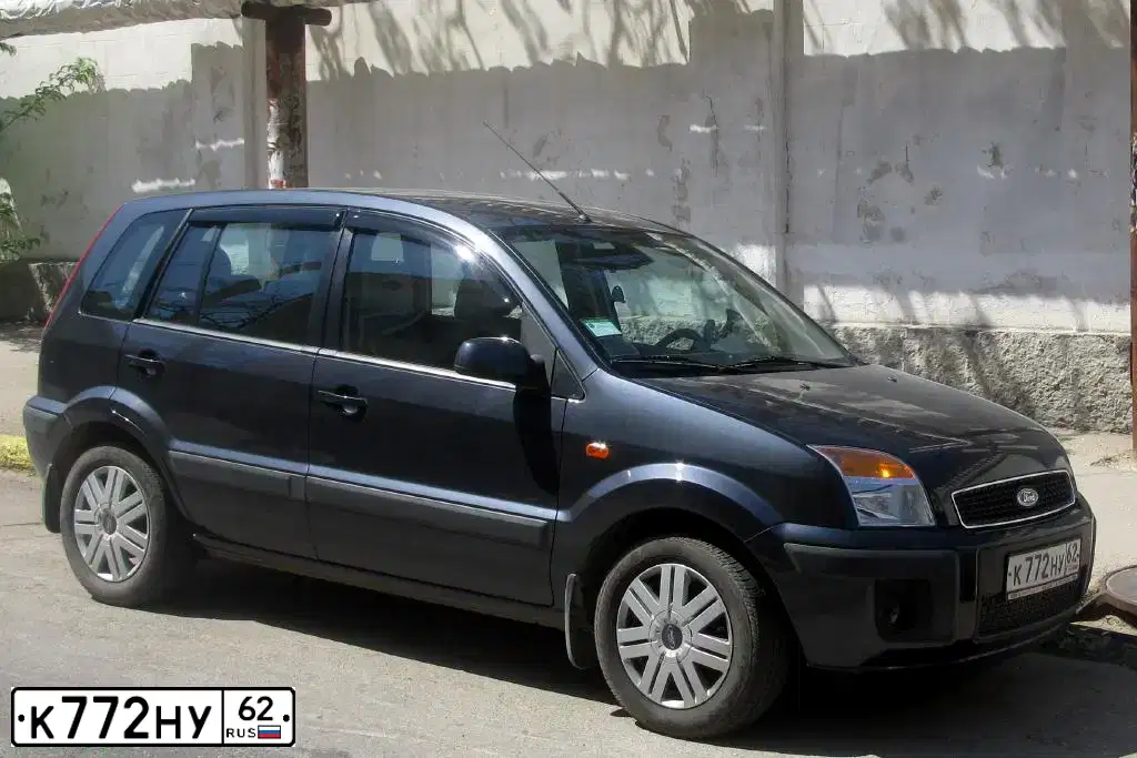 Фото автомобиля FORD FUSION, 2008 — госномер К772НУ62. Цвет: ТЕМНО-СЕРЫЙ