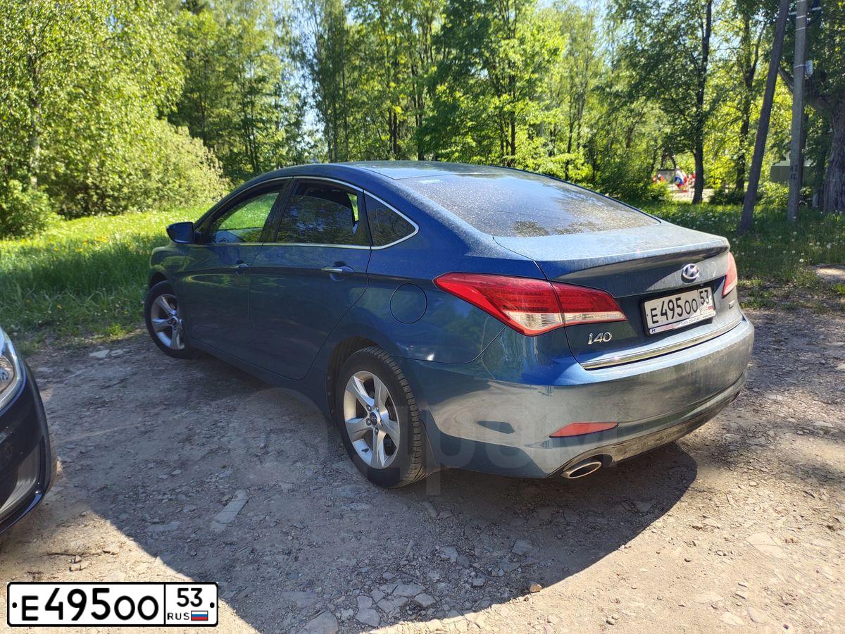Фото автомобиля HYUNDAI I40, 2013 — госномер К658МО53. Цвет: синий