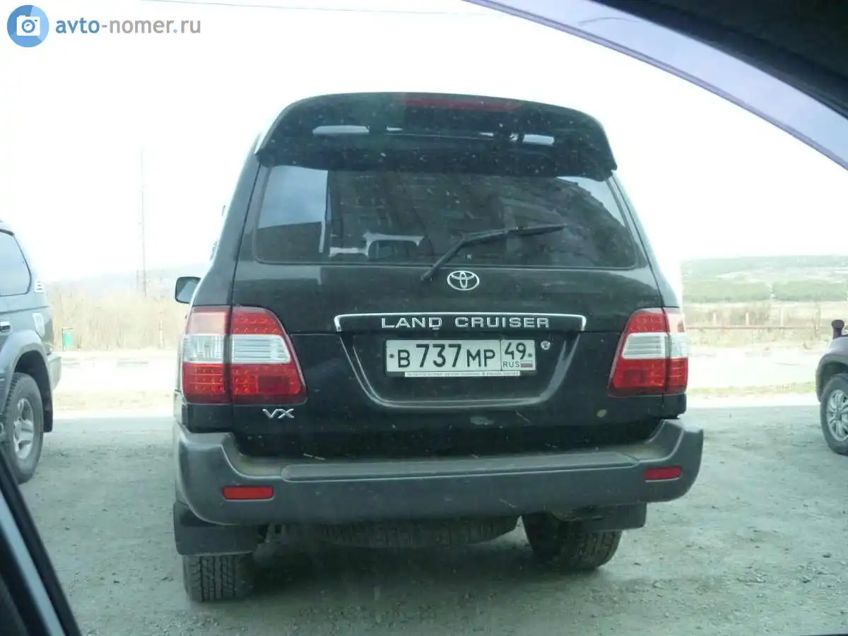 Фото автомобиля TOYOTA LANDCRUISER, 2007 — госномер А519ОН142. Цвет: ЧЕРНЫЙ