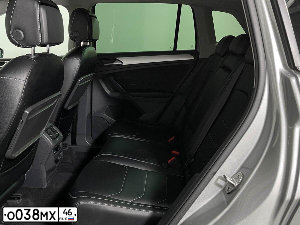 Фото автомобиля VOLKSWAGEN TIGUAN, 2017 — госномер С126ОН40