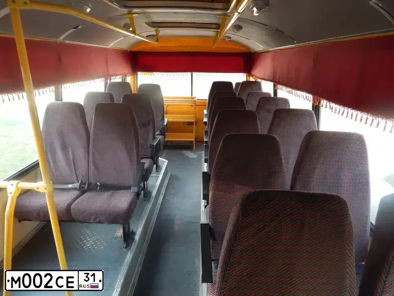 Фото автомобиля PAZ 3205, 2008 — госномер М002СЕ31. Цвет: ЖЕЛТЫЙ