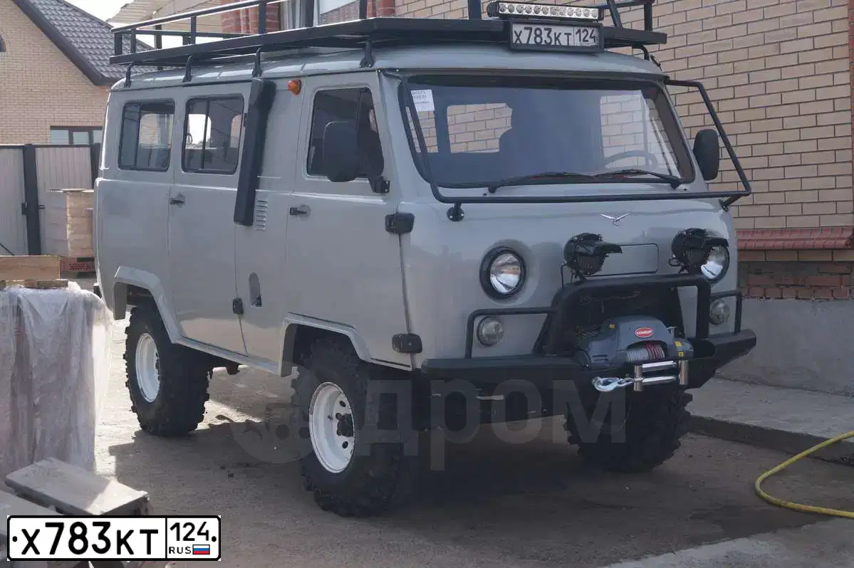 Фото автомобиля UAZ 3962, 2012 — госномер Х783КТ124. Цвет: СЕРЫЙ
