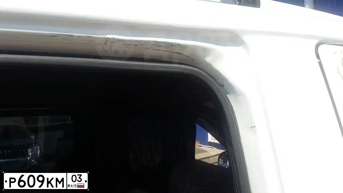 Фото автомобиля TOYOTA LANDCRUISER, 2005 — госномер Р609КМ03. Цвет: СЕРЕБРИСТЫЙ