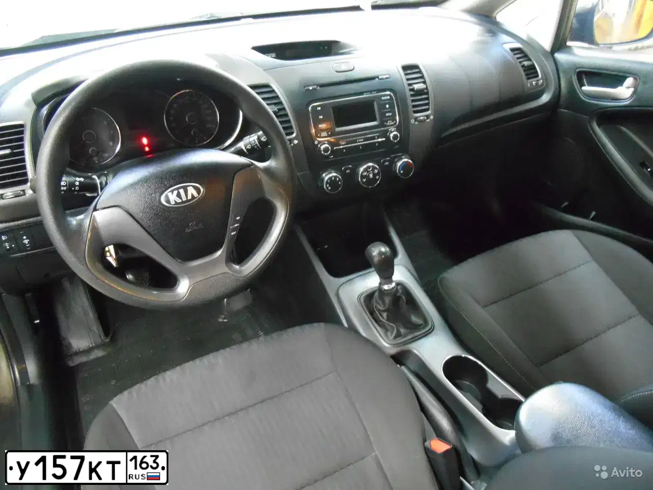 Фото автомобиля KIA CERATO, 2014 — госномер Т376МВ193. Цвет: Коричневый