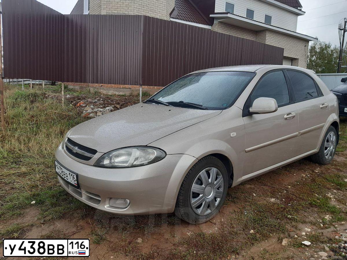 Фото автомобиля HYUNDAI SOLARIS, 2014 — госномер М134ВВ702. Цвет: Серебристый
