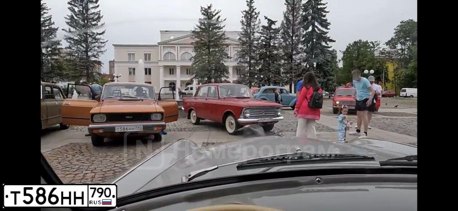 Фото автомобиля LADA 2106, 1985 — госномер Т586НН790. Цвет: ЖЕЛТЫЙ