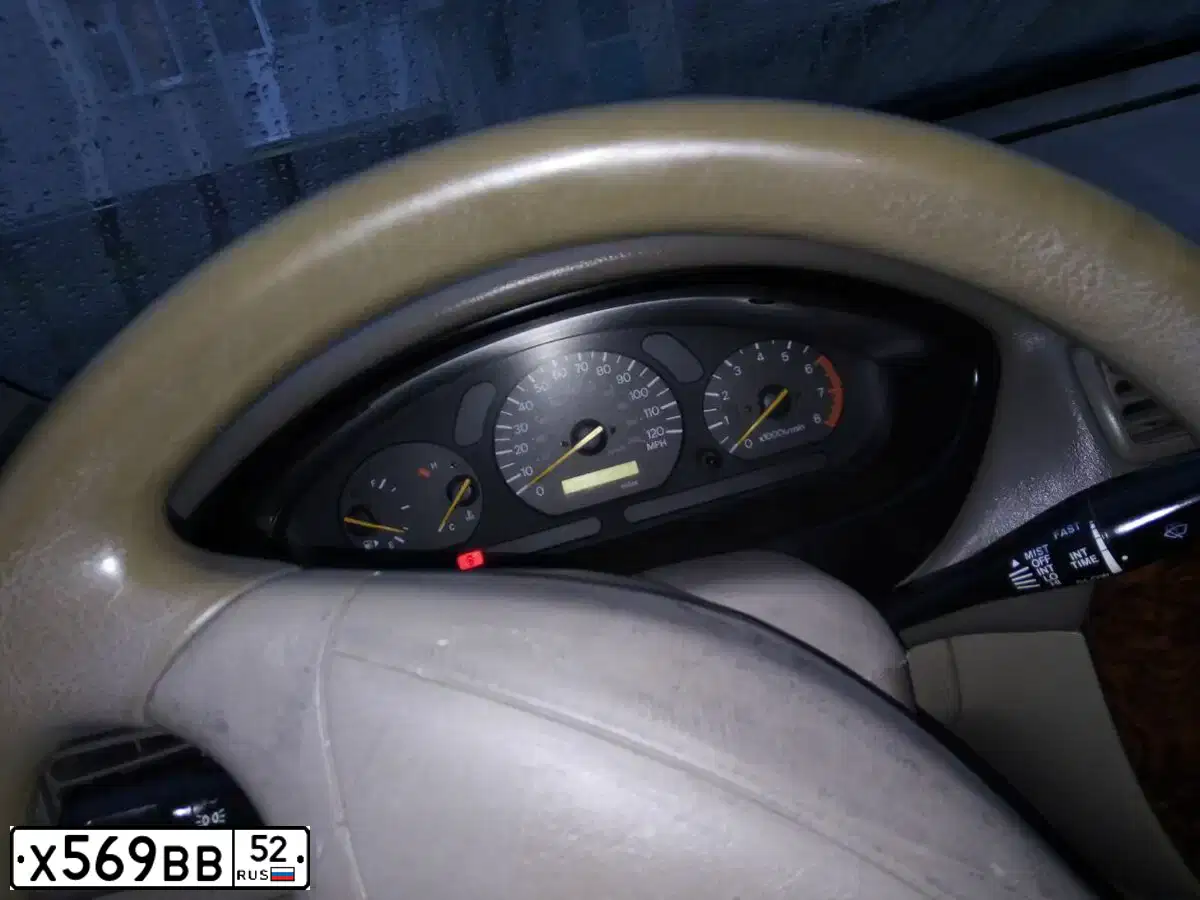 Фото автомобиля MITSUBISHI GALANT, 2001 — госномер Х569ВВ52. Цвет: ЗЕЛЕНЫЙ