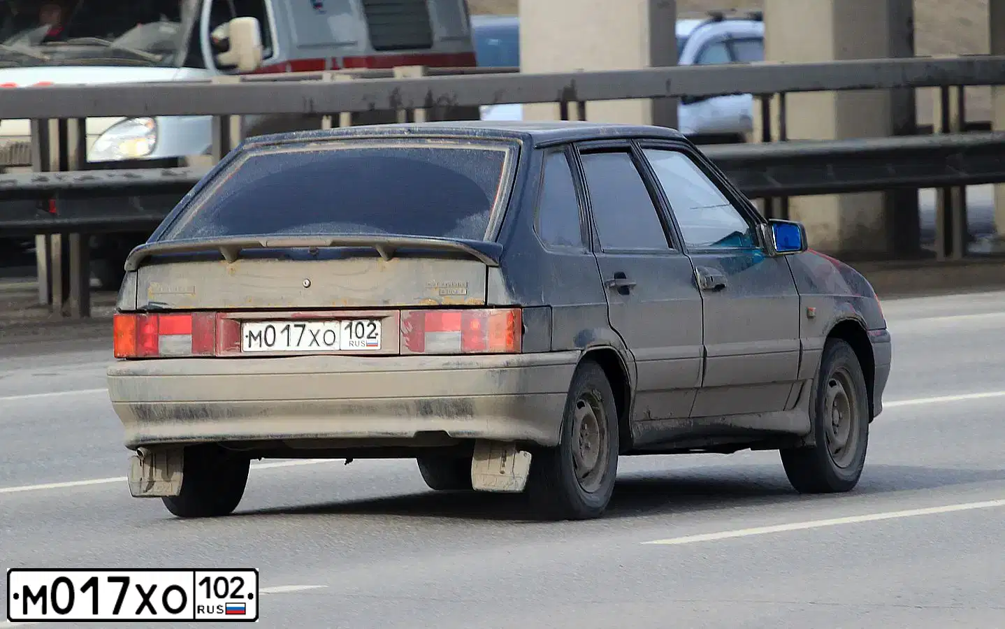Фото автомобиля LADA 2114 SAMARA, 2004 — госномер В335НМ702. Цвет: ГРАФИТОВЫЙ МЕТАЛЛИК