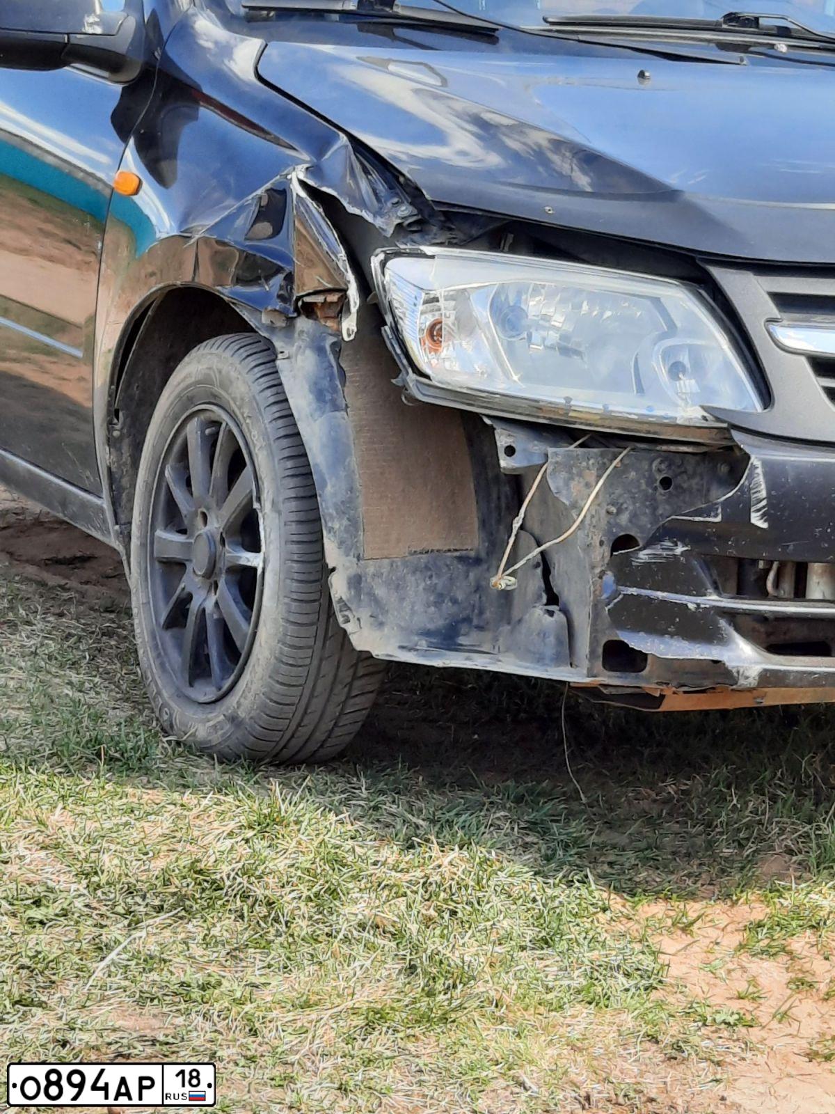 Фото автомобиля LADA GRANTA, 2012 — госномер С433СТ18