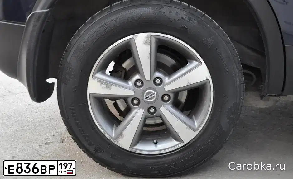 Фото автомобиля NISSAN QASHQAI, 2010 — госномер Е836ВР197. Цвет: Темно-синий
