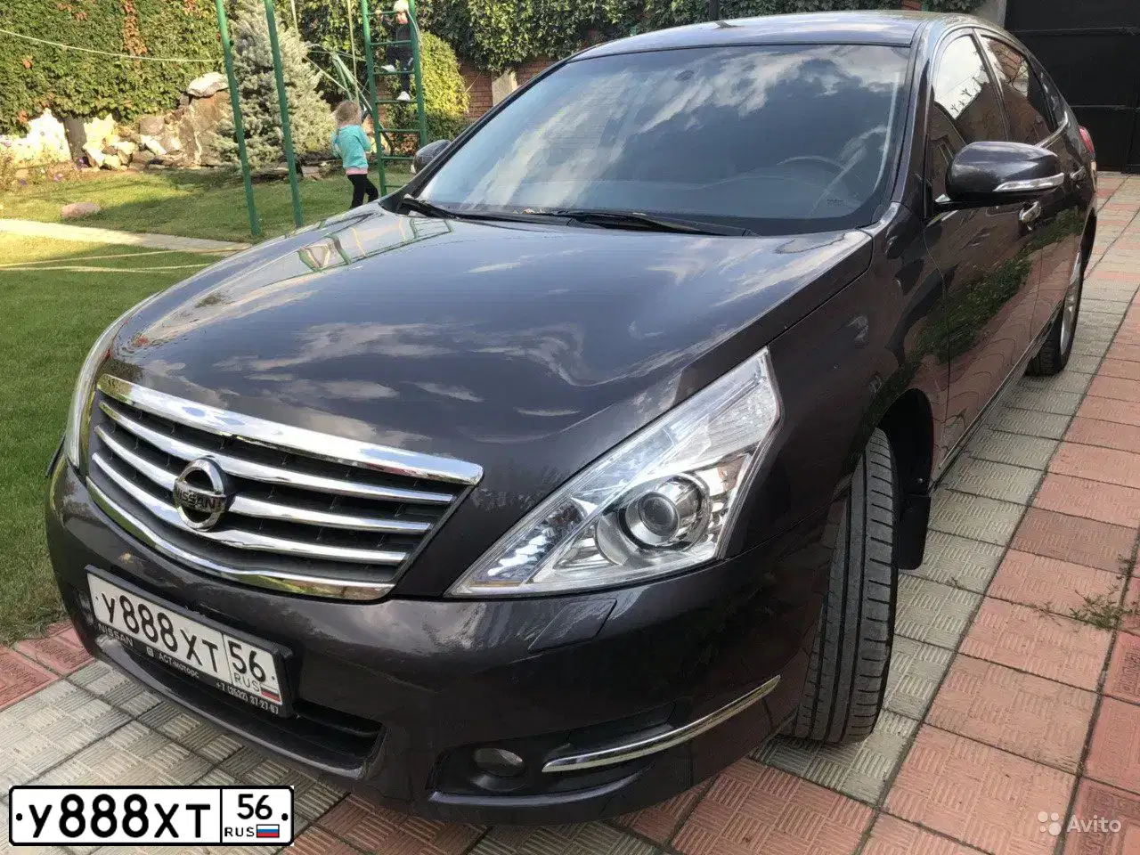 Фото автомобиля TOYOTA CAMRY, 2018 — госномер У888ХТ56. Цвет: ЧЕРНЫЙ МЕТАЛЛИК