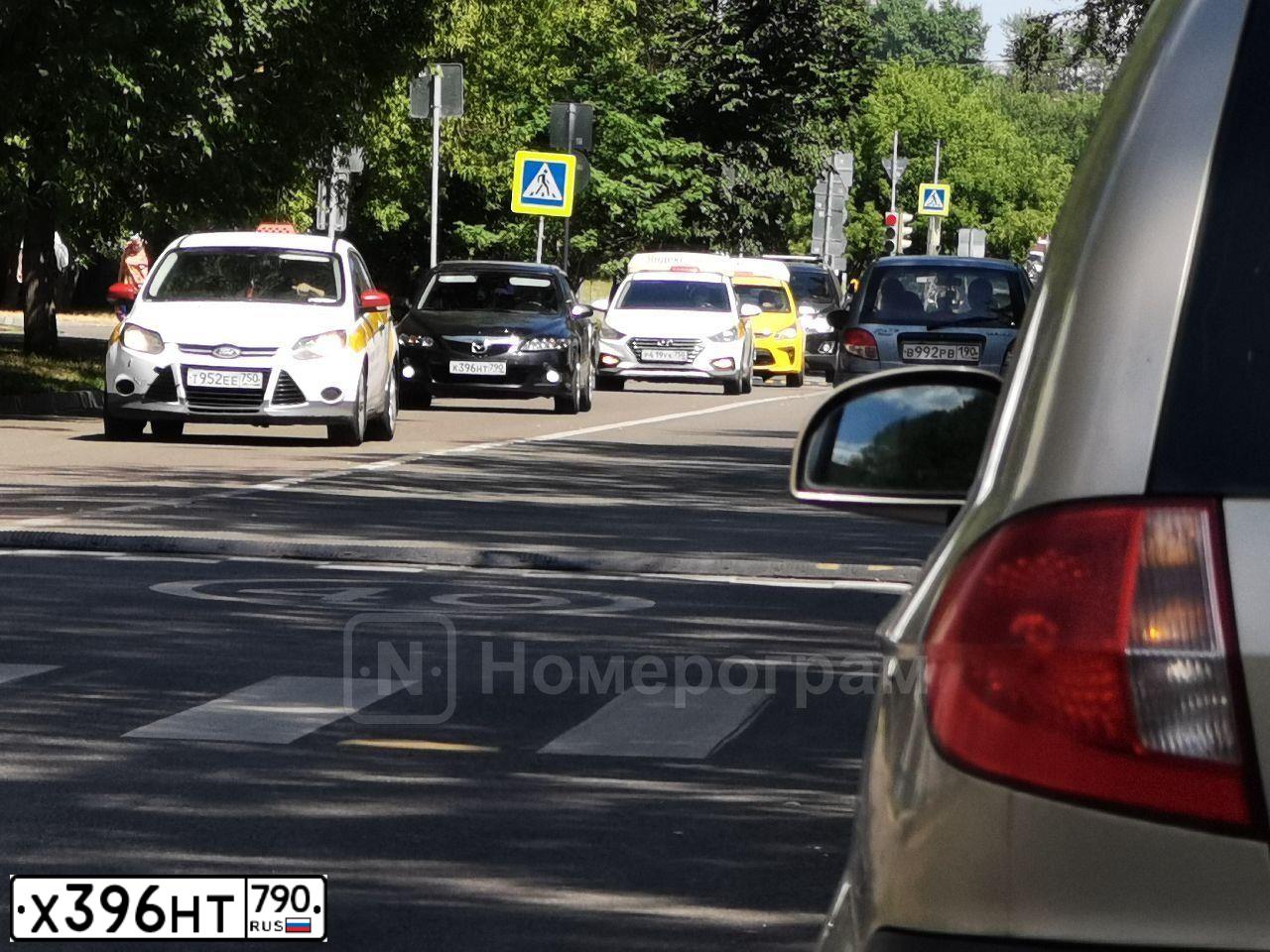 Фото автомобиля HOWO ZZ 3255, 2007 — госномер О717КМ71. Цвет: БЕЛЫЙ