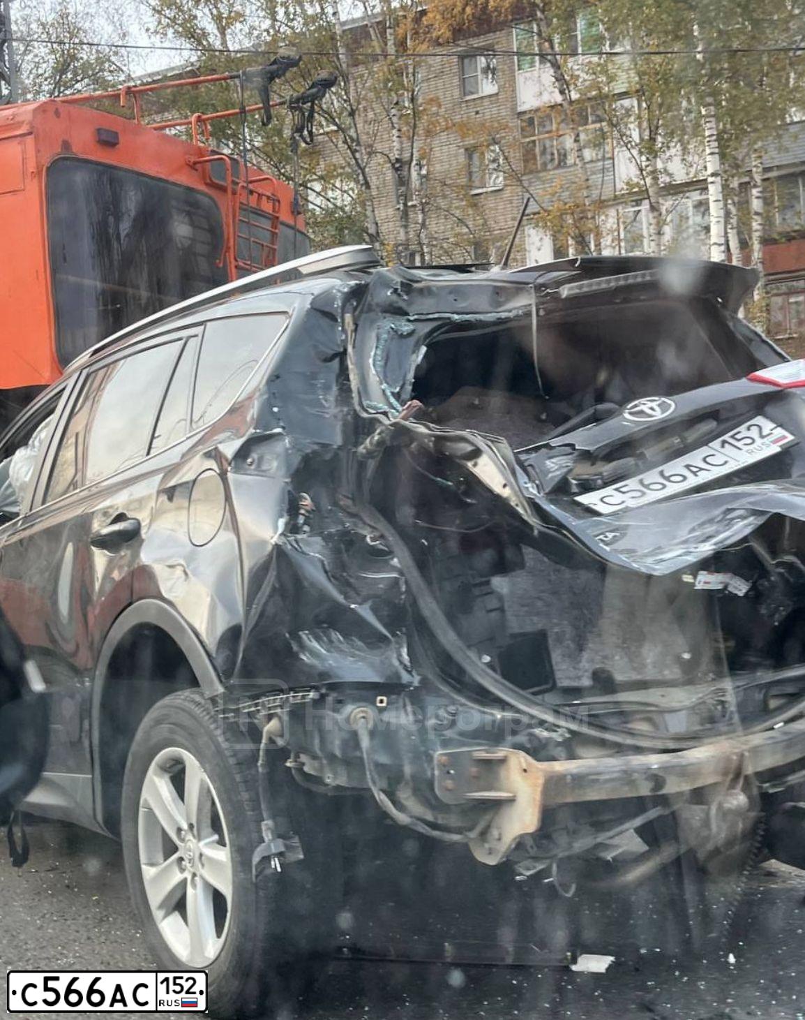 Фото автомобиля TOYOTA RAV4, 2014 — госномер С566АС152. Цвет: ЧЕРНЫЙ