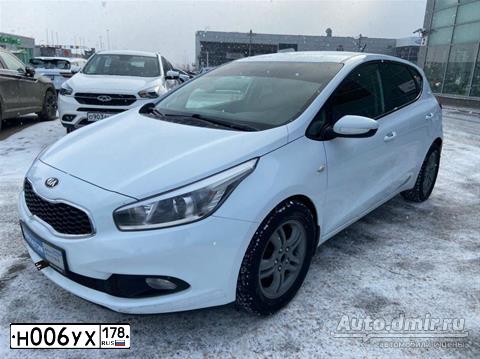 Фото автомобиля KIA CEE'D, 2012 — госномер К022НТ32. Цвет: Белый