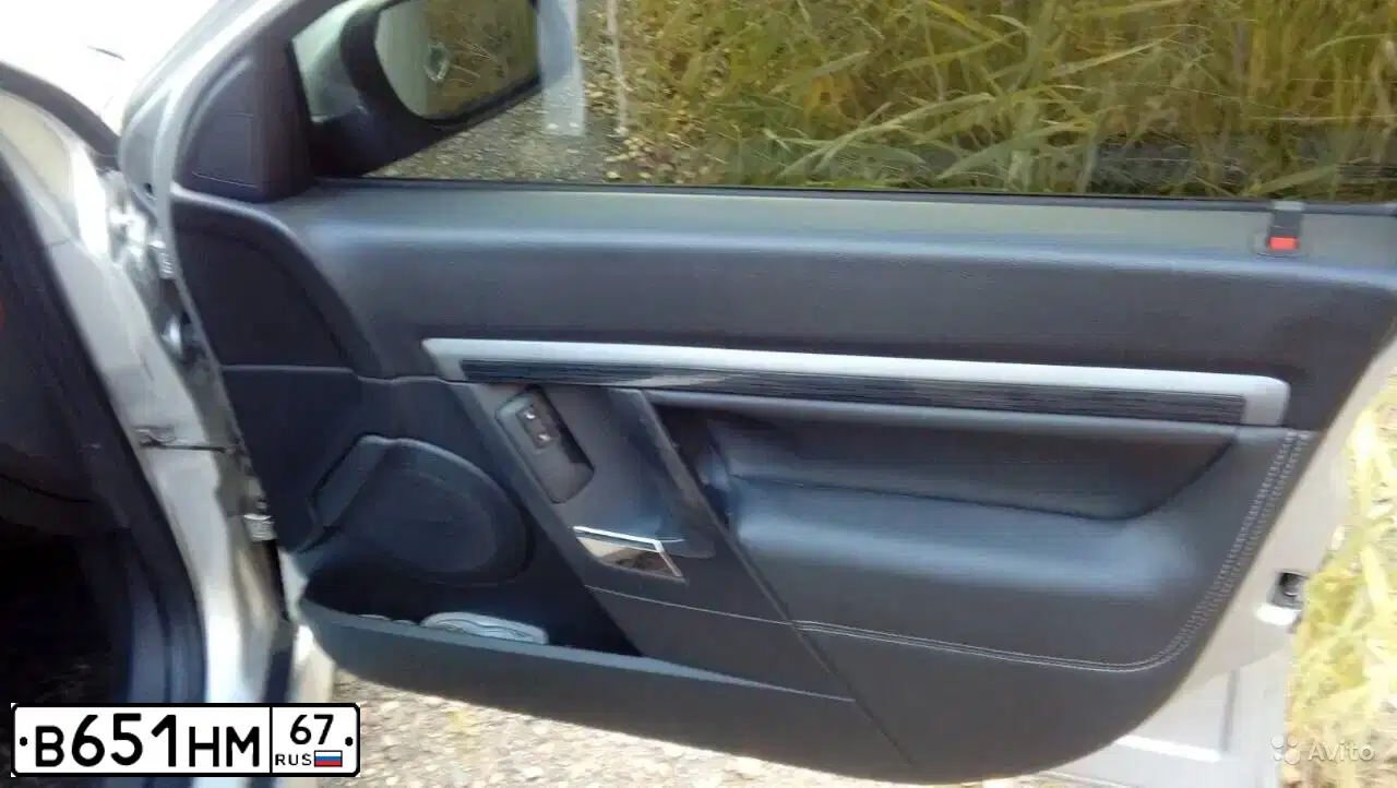 Фото автомобиля OPEL VECTRA, 2006 — госномер Р430КМ46. Цвет: Серебристый