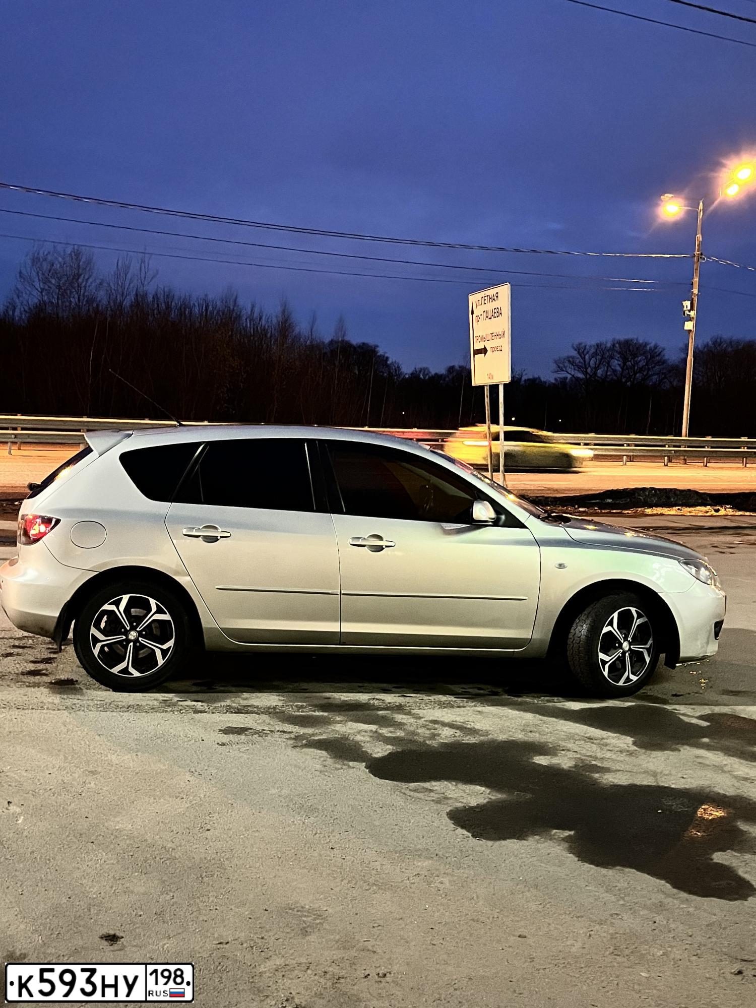 Фото автомобиля MAZDA 3, 2007 — госномер Р050АЕ46