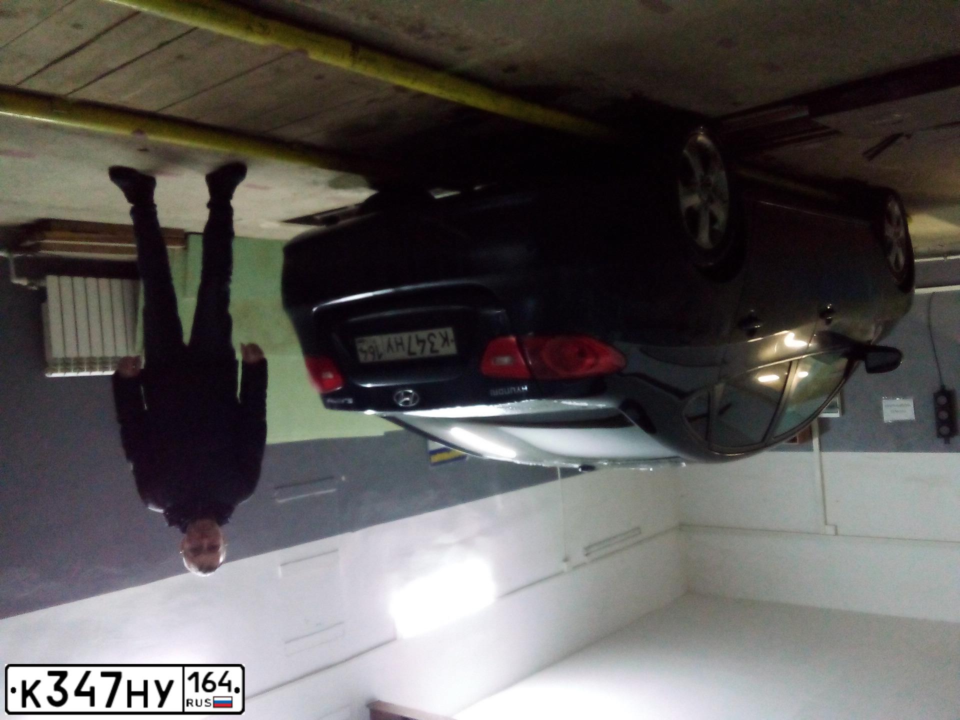 Фото автомобиля HYUNDAI ELANTRA, 2008 — госномер К347НУ164. Цвет: ЧЕРНЫЙ