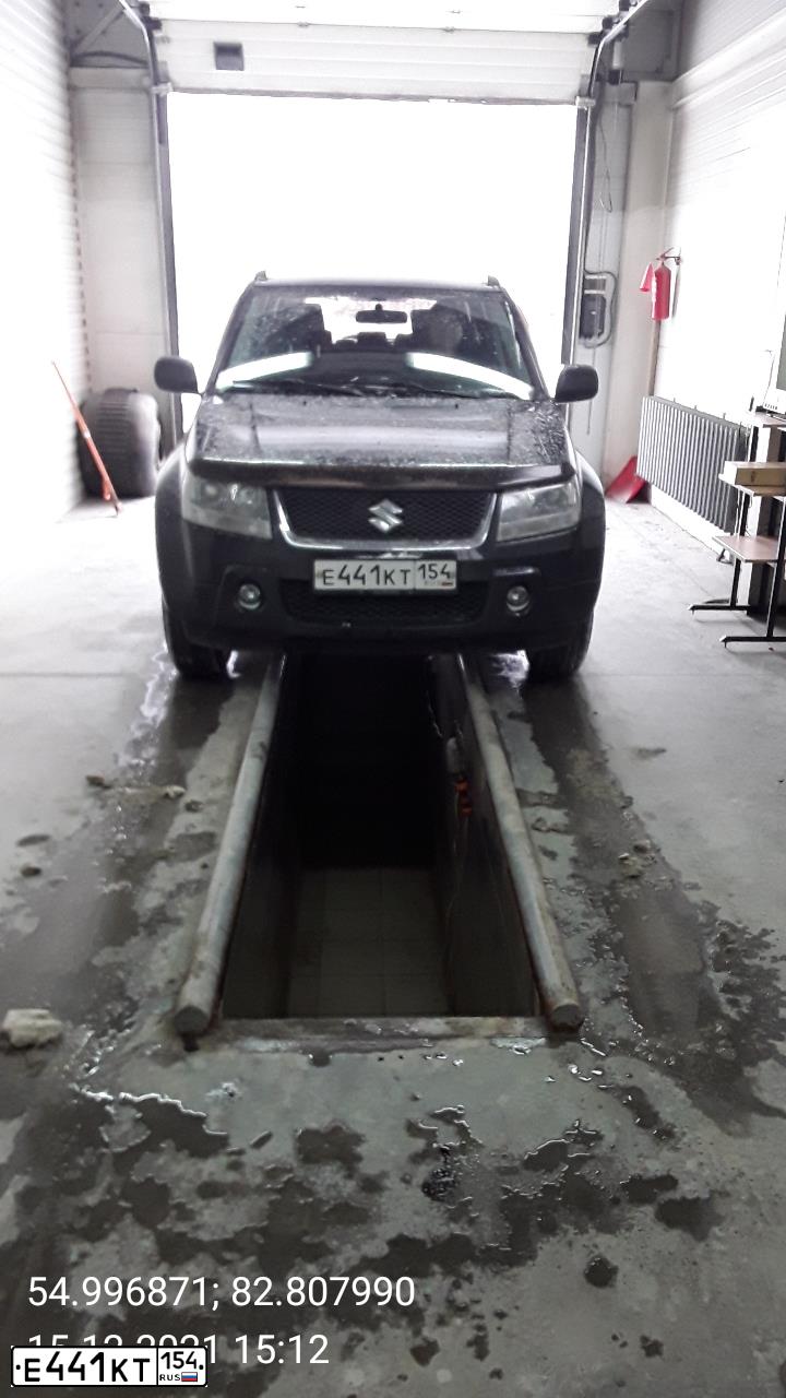 Фото автомобиля SUZUKI /GRAND/ VITARA, 2007 — госномер Е441КТ154. Цвет: ЧЕРНЫЙ