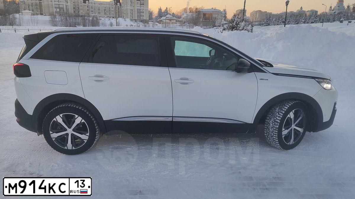 Фото автомобиля PEUGEOT 5008 М45GХV S1А030, 2020 — госномер М914КС13. Цвет: Белый