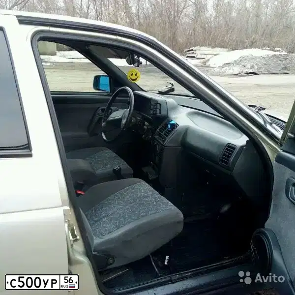 Фото автомобиля LADA 2110 LADA, 2005 — госномер С500УР56. Цвет: СРЕДНИЙ СЕРО-ЗЕЛЕНЫЙ