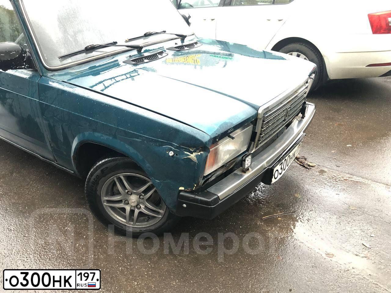 Фото автомобиля LADA 2107, 1998 — госномер О300НК197. Цвет: СИНЕ-ЗЕЛЕНЫЙ