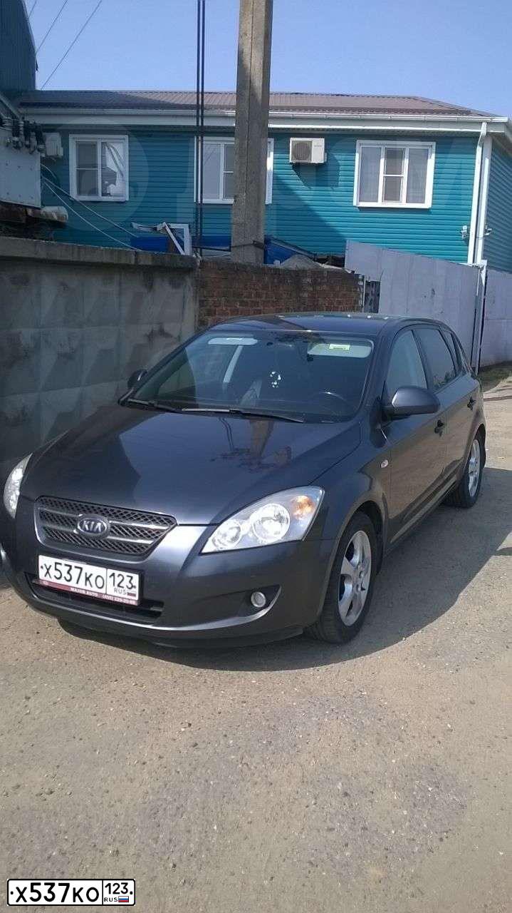 Фото автомобиля KIA CEE'D, 2008 — госномер Т794КО761. Цвет: Серый