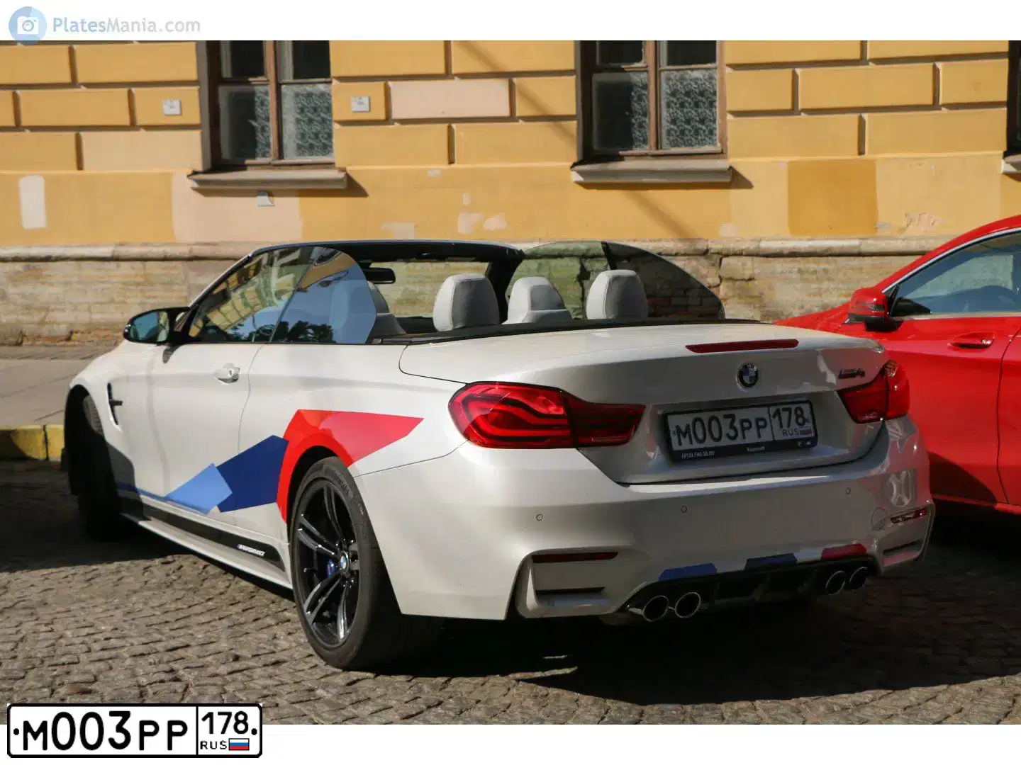 Фото автомобиля BMW SERIE 3, 2012 — госномер М003РР178. Цвет: БЕЛЫЙ