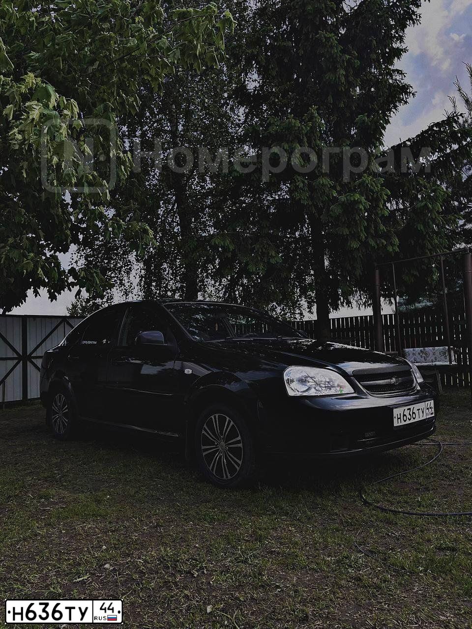 Фото автомобиля CHEVROLET LACETTI, 2012 — госномер Н636ТУ44. Цвет: ЧЕРНЫЙ