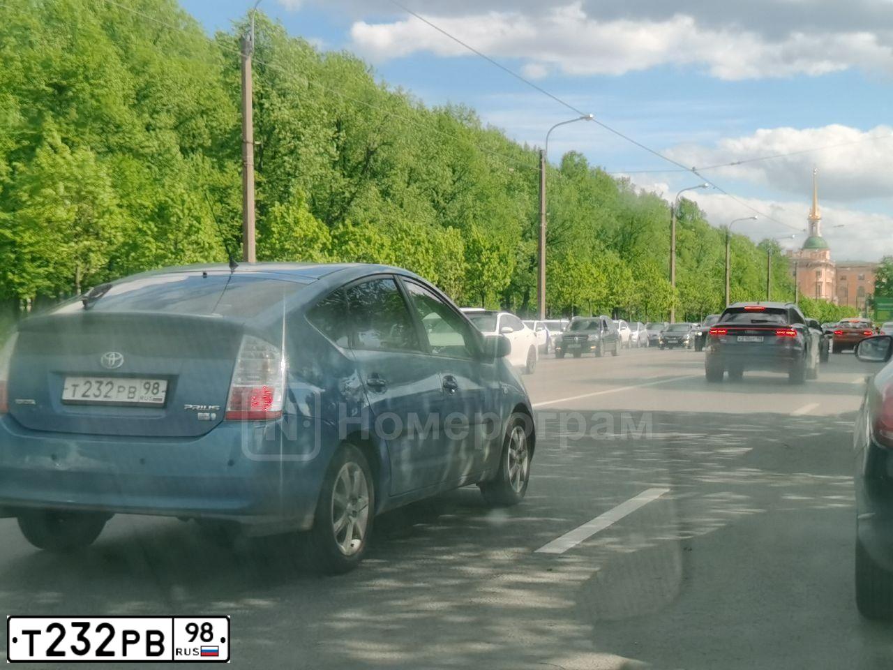 Фото автомобиля BMW SERIE 5, 2008 — госномер М299СУ178. Цвет: ЧЕРНЫЙ