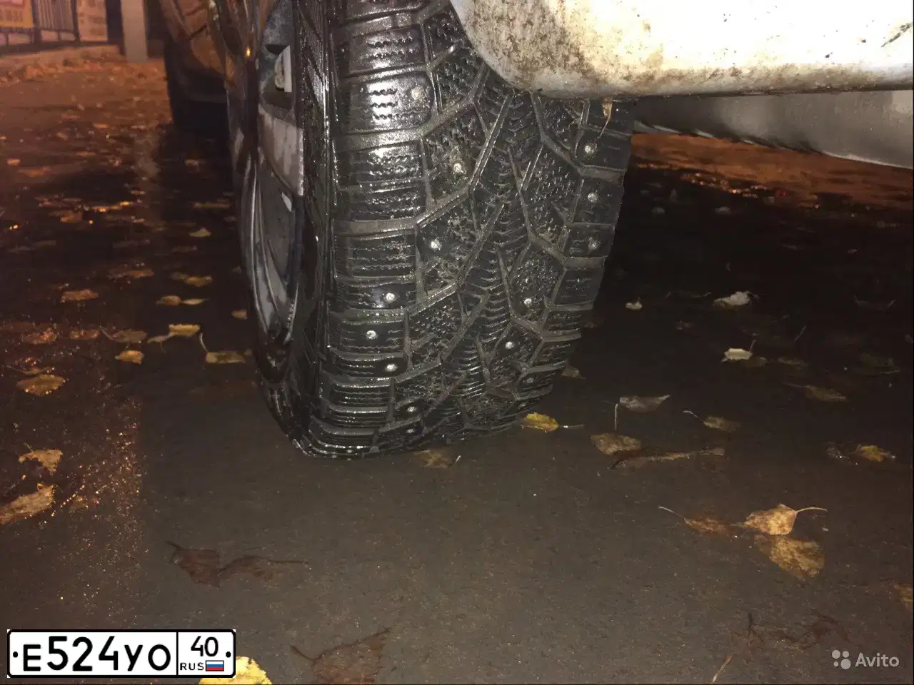 Фото автомобиля LADA 1119 KALINA, 2007 — госномер Е524УО40. Цвет: БЕЖЕВО-СЕРЫЙ