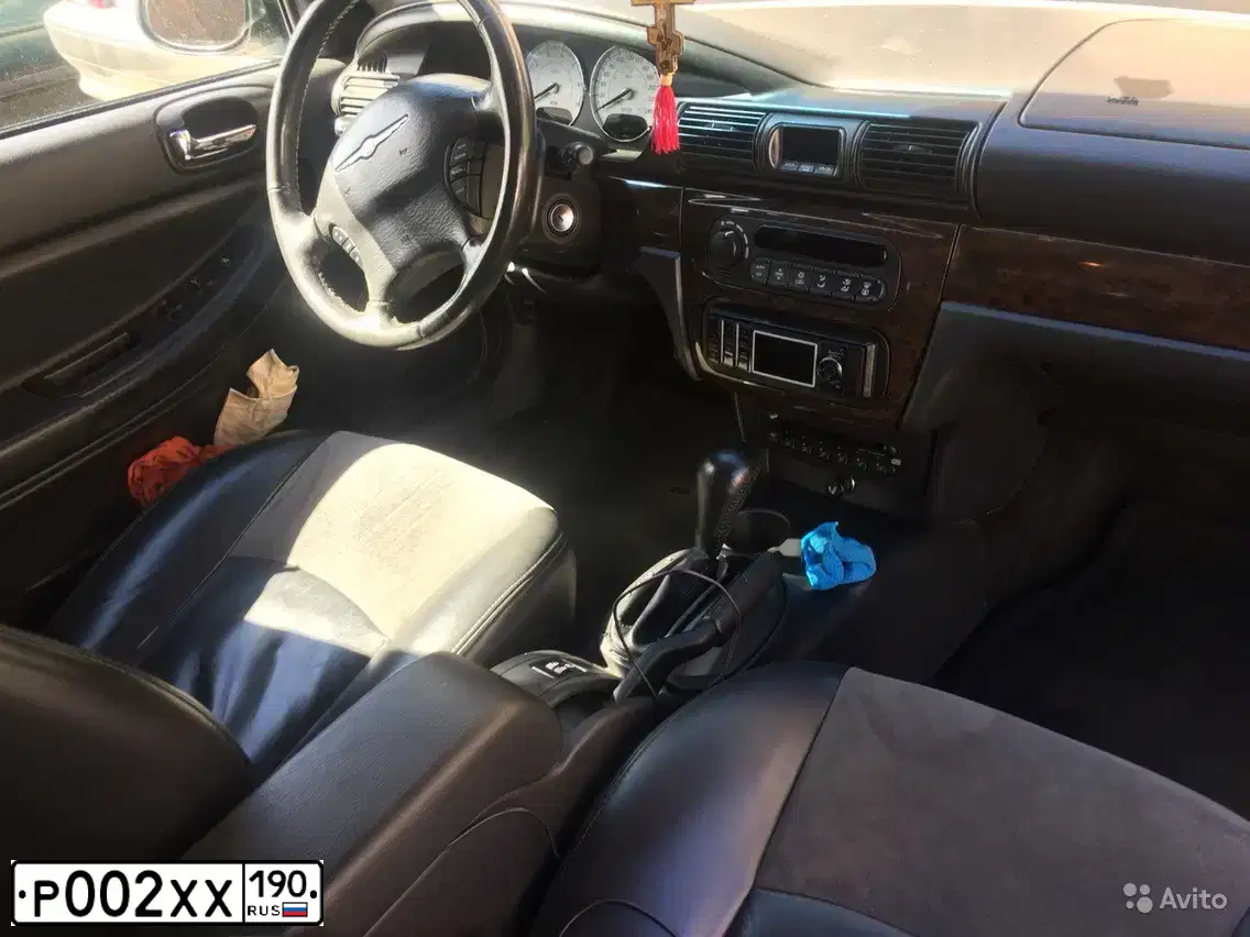 Фото автомобиля LADA 2104 LADA, 2007 — госномер Р002ХХ190. Цвет: СЕРОЕ ОЛОВО