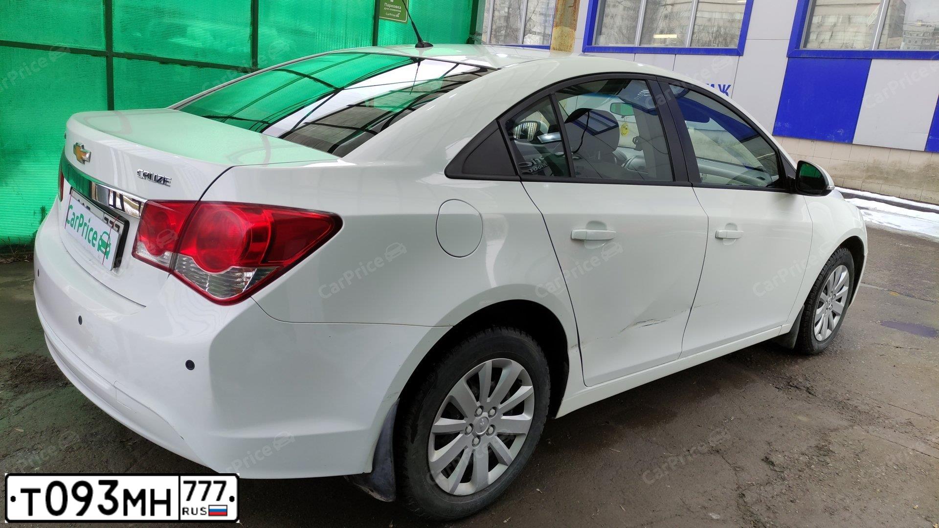 Фото автомобиля CHEVROLET CRUZE, 2014 — госномер О103ОЕ790. Цвет: Белый