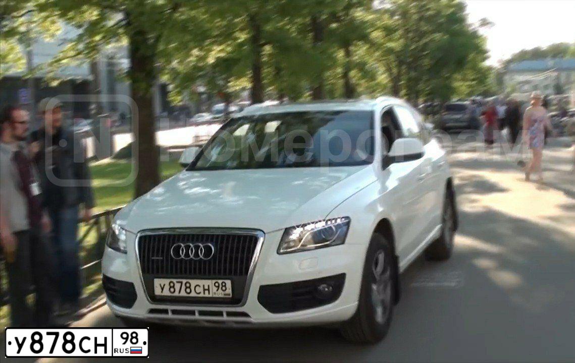 Фото автомобиля AUDI Q5, 2010 — госномер К033УВ35. Цвет: Белый
