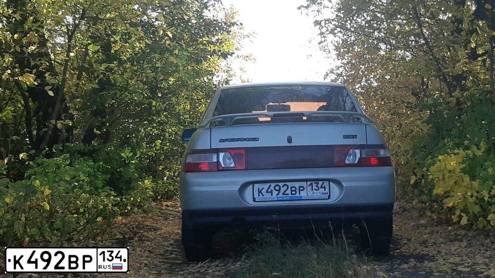 Фото автомобиля LADA 2110 LADA, 2002 — госномер К492ВР134. Цвет: СЕРЕБРИСТО-ЖЕЛТО-ЗЕЛЕНЫЙ