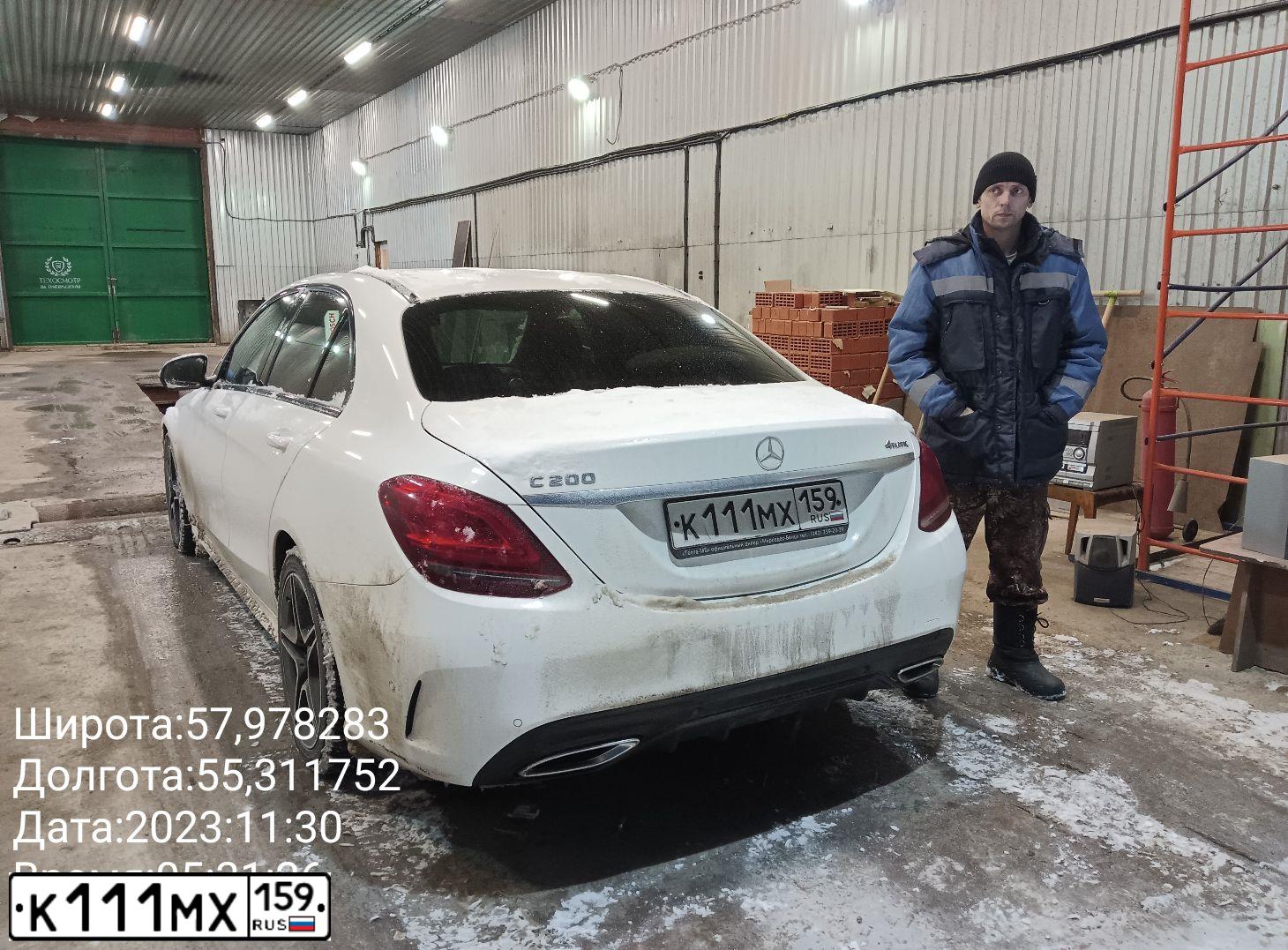 Фото автомобиля NISSAN PRIMERA, 2004 — госномер К111МХ159. Цвет: ЧЕРНЫЙ