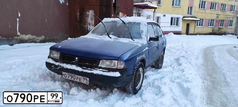 Фото автомобиля AZLK MOSKWITSCH 2141, 1999 — госномер О790РЕ99. Цвет: ТЕМНО-СИНИЙ
